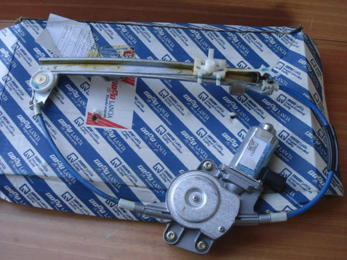 Rear Right Window Regulator Motor fits Fiat Brava 7783711 Genuine View Front