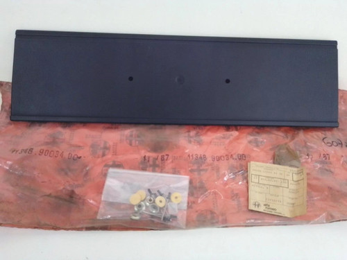 License Plate Support Rear fits Alfa Romeo Giulietta 60720834 Genuine View Front