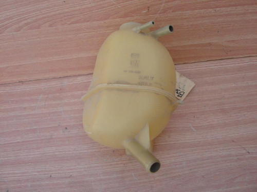 Header Overflow Tank fits Opel Ascona C Vauxhall Cavalier 16D 16DA 90180060 View Front