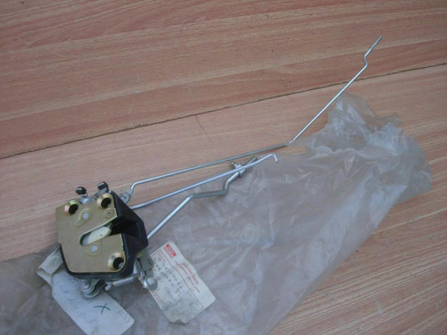 Door Lock Front Right fits Isuzu Pickup KB KBD Chevrolet LUV 8941696441 Genuine View Front