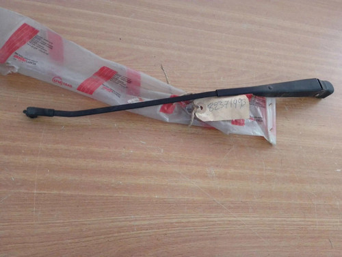 Wiper Arm fits Lancia 82371993 2371993 Genuine View Front