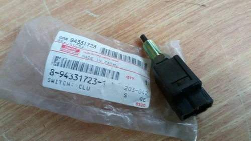 Clutch Pedal Switch fits Isuzu Pickup TF Opel Campo Chevrolet LUV Genuine 8943317231 View Front