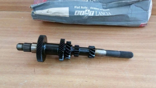 Mainshaft fits Fiat X 1/9 127 Uno Fiorino 5954213 Genuine View Front