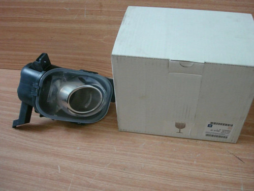 Fog Light Front Right fits Opel Vauxhall Corsa D 13191833 Genuine View Front