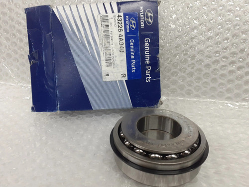 Manual Transmission Countershaft Bearing fits Hyundai Kia 432264A040 Genuine