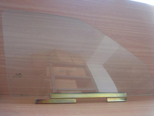 Window Front Right fits Opel Kadett D 90191436 Genuine View Front