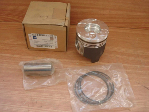 Piston fits Opel Vauxhall Y17DT Y17DTL Diesel 97725989 Genuine View Front