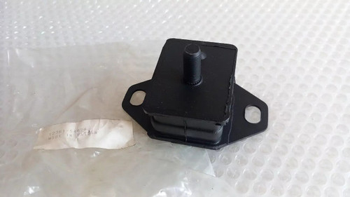 Engine Mount fits Toyota Hilux 4Runner LN30 LN40 Toyoace LY20 LY30 12361-54020 View Front