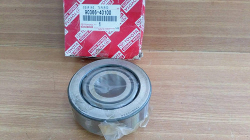 Differential Rear Pinion Bearing fits Toyota Hiace Dyna Coaster 90366-40100 View Front
