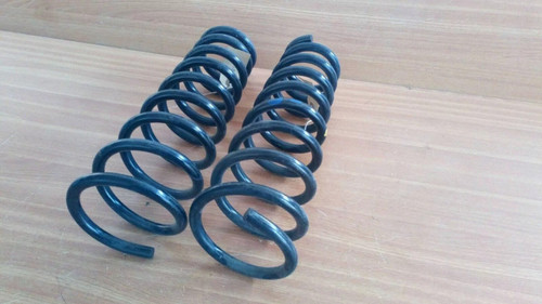 Coil Springs Set Front Left Right fits Alfa Romeo 156 46829863 Genuine View Front