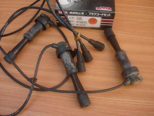 Ignition Wires fits Mitsubishi Diamante F31AK F36A F41A F46A 6G73 engine MD322768 View Front