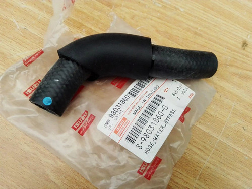 Water Hose Pipe fits Isuzu Dmax D-Max Rodeo Denver 8980318600 Genuine View Front