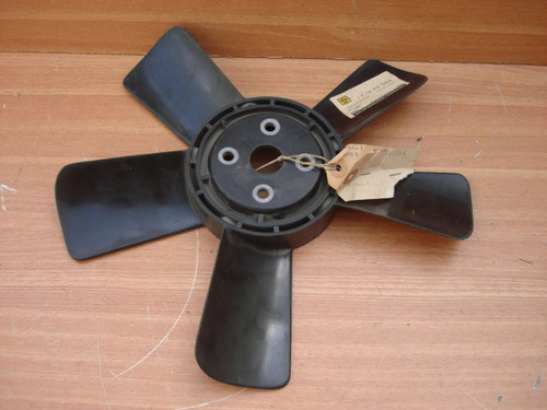 Fan Blade fits Opel Commodore A Manta A Genuine 1340062 View Front