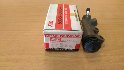 Clutch Slave Cylinder fits Toyota Avensis Carmy Celica Corolla Rav4 Corona 13/16 FO1072 View Front