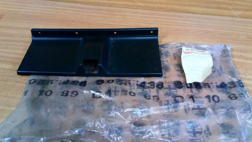 Cover Dashboard fits Alfa Romeo 33 60555436 Genuine View Front