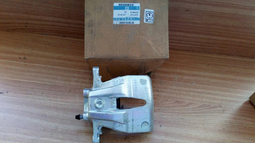 Caliper Front Right fits Opel Vauxhall Tigra B 9196052 Genuine View Front