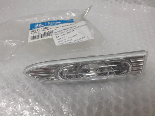 923111E000 Fender Turn Signal Left fits Hyundai Kia 92311-1E000 Genuine View Front