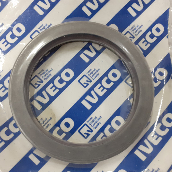Differential Shaft Oil Seal fits Iveco Trakker EuroTrakker Astra HD 40100963 Genuine