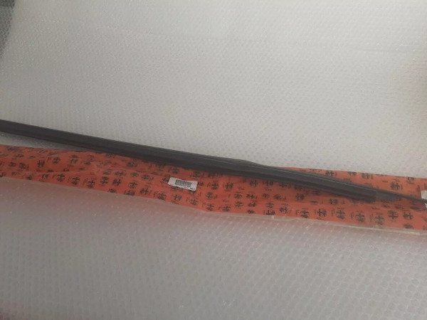 Window Seal Front Left fits Alfa Romeo 166 60624305 Genuine View Front