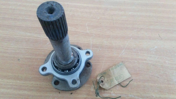 Shaft Right fits Alfa Romeo Alfetta GTV 116001706607 Genuine View Front