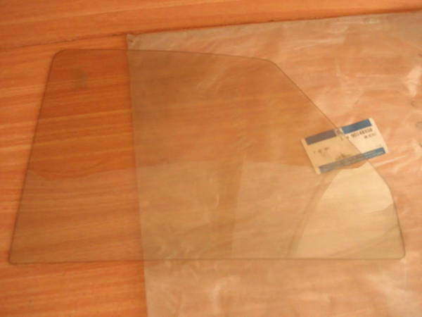 Side Window Rear Door Right Tinted fits Opel Rekord E 90148938 Genuine 162291 View Front