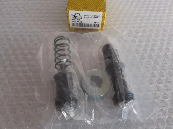 Brake Master Repair Kit fits Mitsubishi L200 Triton Strada KA KB 15/16 23.81mm 4625A132 View Front