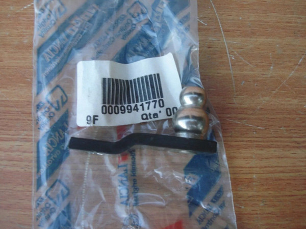 Wiper Linkage Pivot fits Fiat Coupe Tipo Lancia Dedra Delta 9941770 Genuine View Front