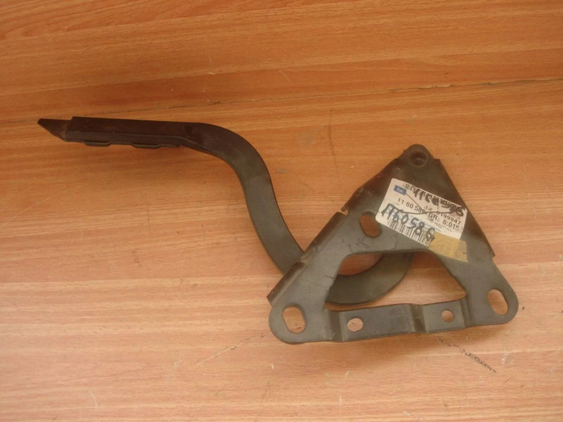 Hood Bonnet Hinge Left fits Opel Vauxhall Tigra B Combo F06 F25 Genuine 9196458 View Front