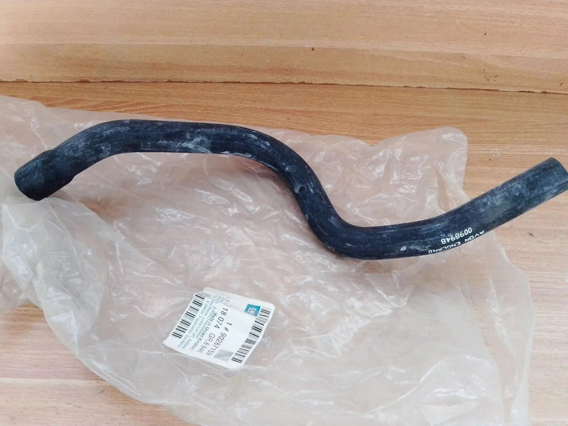 Heater Hose Outlet fits Opel Vectra A Calibra 90287159 Genuine View Front