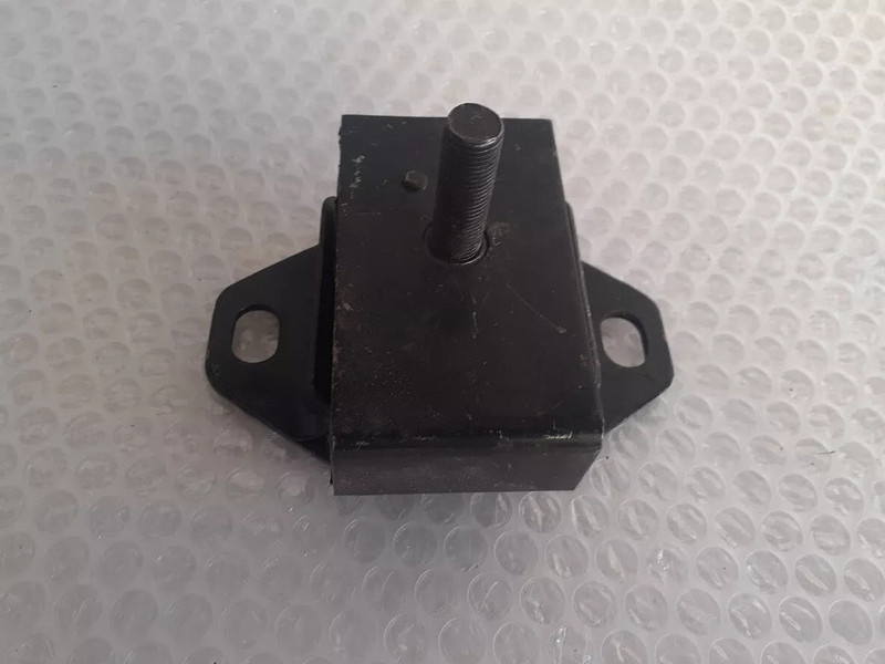 Engine Mount fits Toyota Hilux 4Runner RN20 RN25 Toyoace RY10 12R 12361-39017 View Front