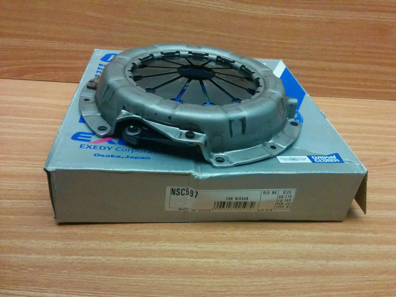 Clutch Pressure Plate fits Nissan Sunny Box Wingroad Ad Expert Y10 CD17 215mm NSC597 View Front