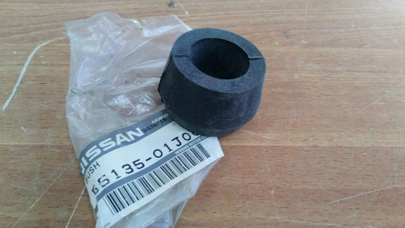 Bush Rear fits Nissan Patrol GR Safari Y60 55135-01J00 Genuine View Front