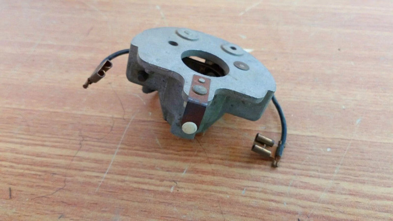 Ignition Point Contact Breaker fits Lancia Delta 82361916 Genuine View Front