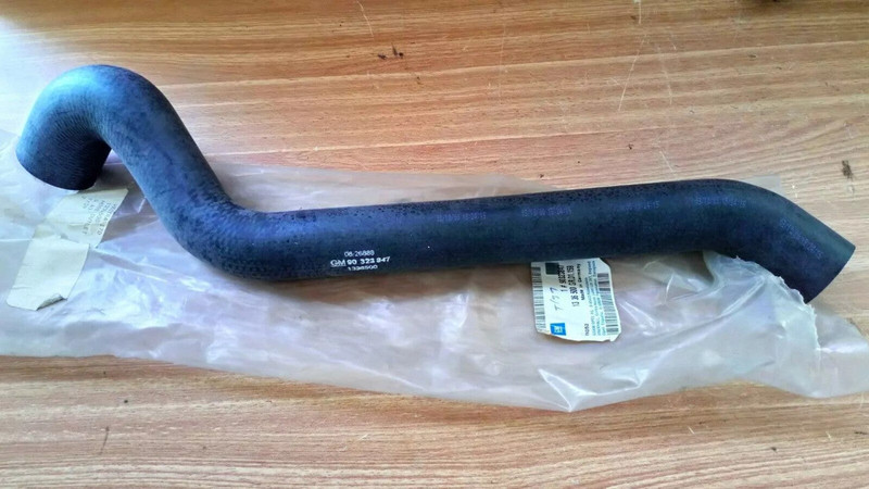 Radiator Hose Lower Outlet fits Opel Vauxhall Vectra A Diesel 90323847 Genuine View Front