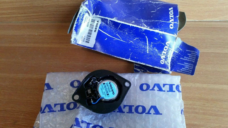 Twitter Front Rear fits Volvo C70 30679338 Genuine View Front