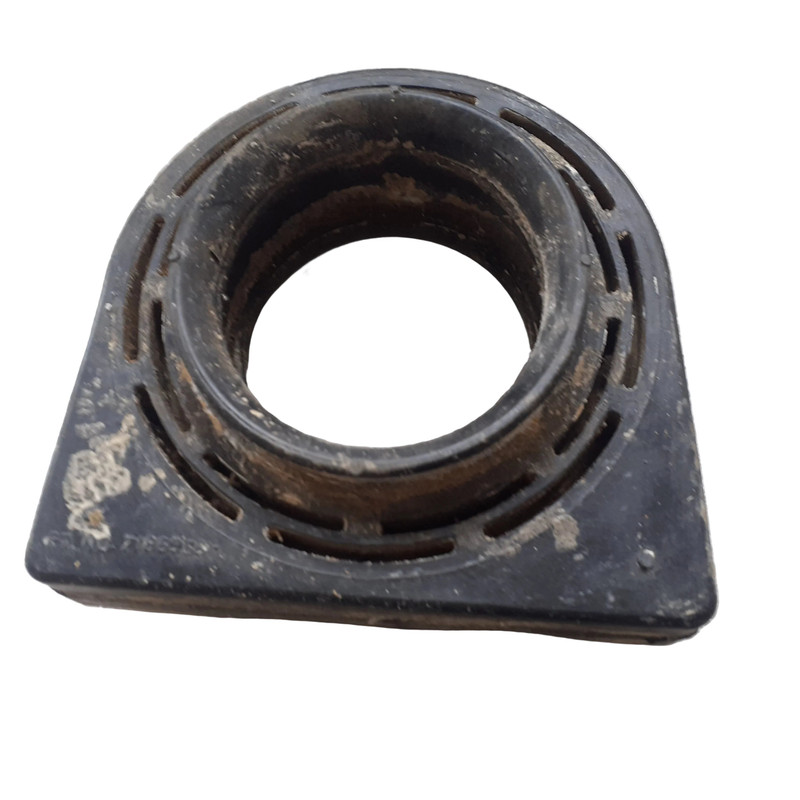 Center Bearing Support Cushion Rubber fits Bedford KM 7186938 Geuine