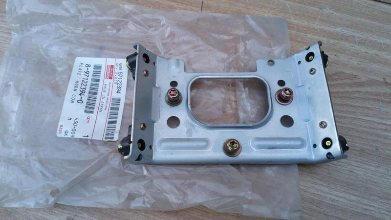 Plate Horn Contact fits Isuzu Trooper Bighorn Pickup TF Chevrolet LUV Genuine 8971223940 View Front