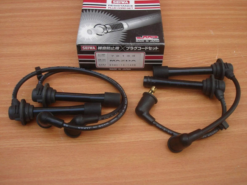 Ignition Wires Set fits Mazda MX5 Roadster BP engines Xedos6 B61P-18-140C View Front