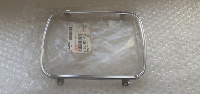 Sealed Beam Retainer Ring Bezel fits Isuzu Pickup Chevrolet LUV 8942289050 Genuine View Front