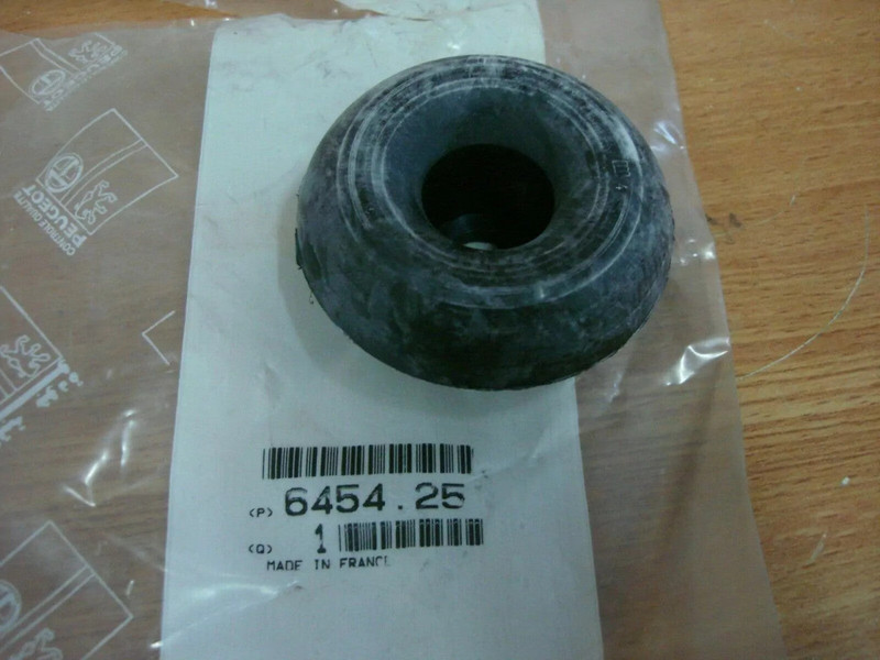 Evaporator Pipe Grommet fits Peugeot Citroen 645425 Genuine View Front