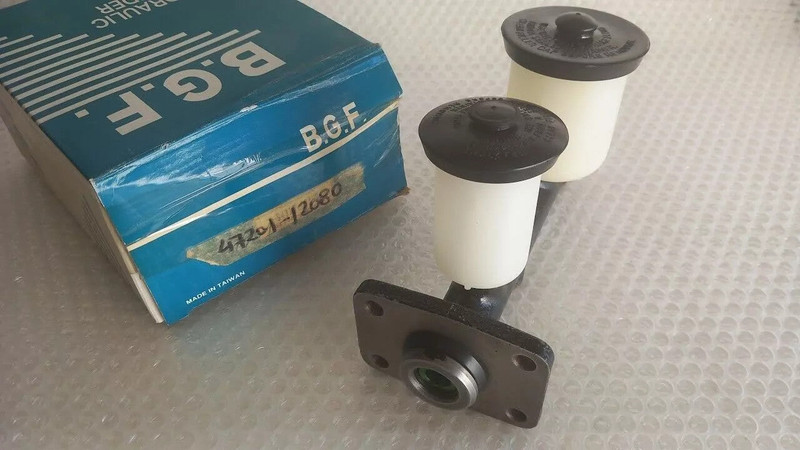 Brake Master Cylinder without Booster fits Toyota Corolla TE31 TE37 TE38 47201-12080 View Front