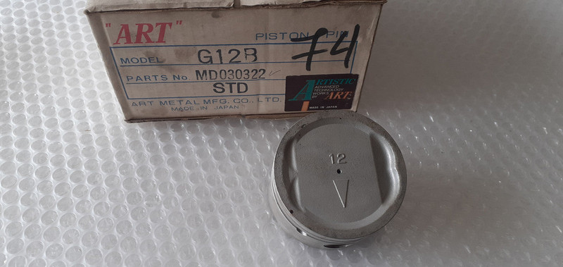 4x Piston fits Mitsubishi G12B engine 74mm Bore STD 1410cc MD030322 View Front