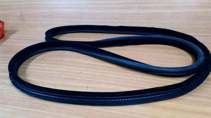 Rear Door Right Seal fits Alfa Romeo 156 60657296 Genuine View Front