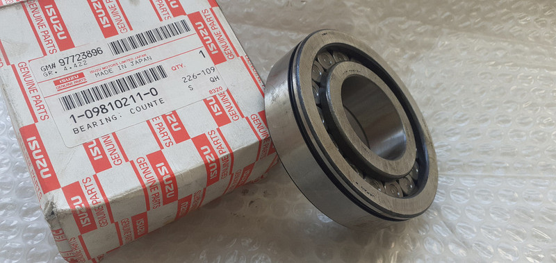 Counter Shaft Bearing fits Isuzu Bus Truck 1098102110 Genuine View Front