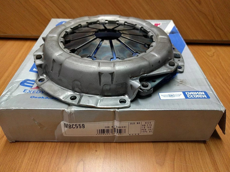 Clutch Pressure Plate fits Mitsubishi Colt C58A Galant E15A Lancer C37V MBC559 View Front