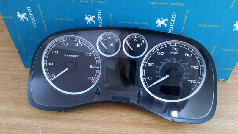 Instrument Cluster fits Peugeot 307 6104ZQ Genuine View Front