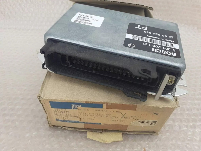 Engine Control Unit FT fits Opel Vectra A Vauxhall Cavalier MK3 90348260 Genuine View Front