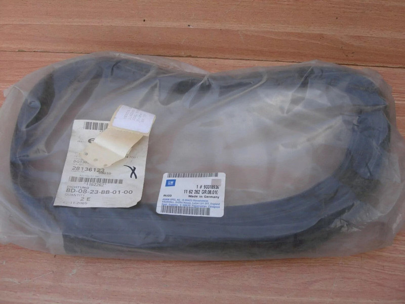 Hood Bonnet Seal Rear fits Opel Vauxhall Meriva A 13161209 Genuine 93318936 View Front