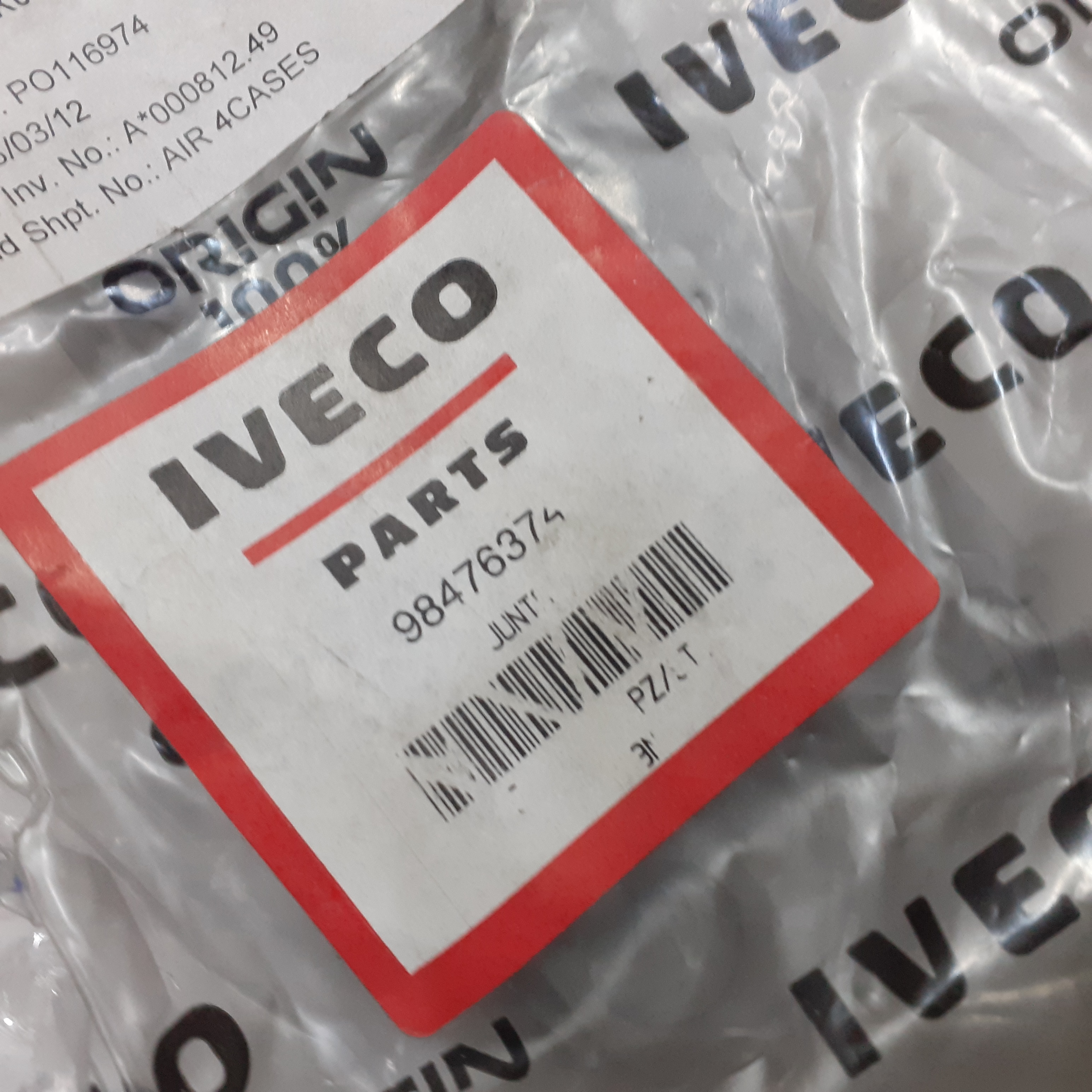 Cab Floor Accelerator Pedal Rubber Gasket fits Iveco EuroCargo Tector Stralis EuroTrakker EuroStar 98476374 Genuine