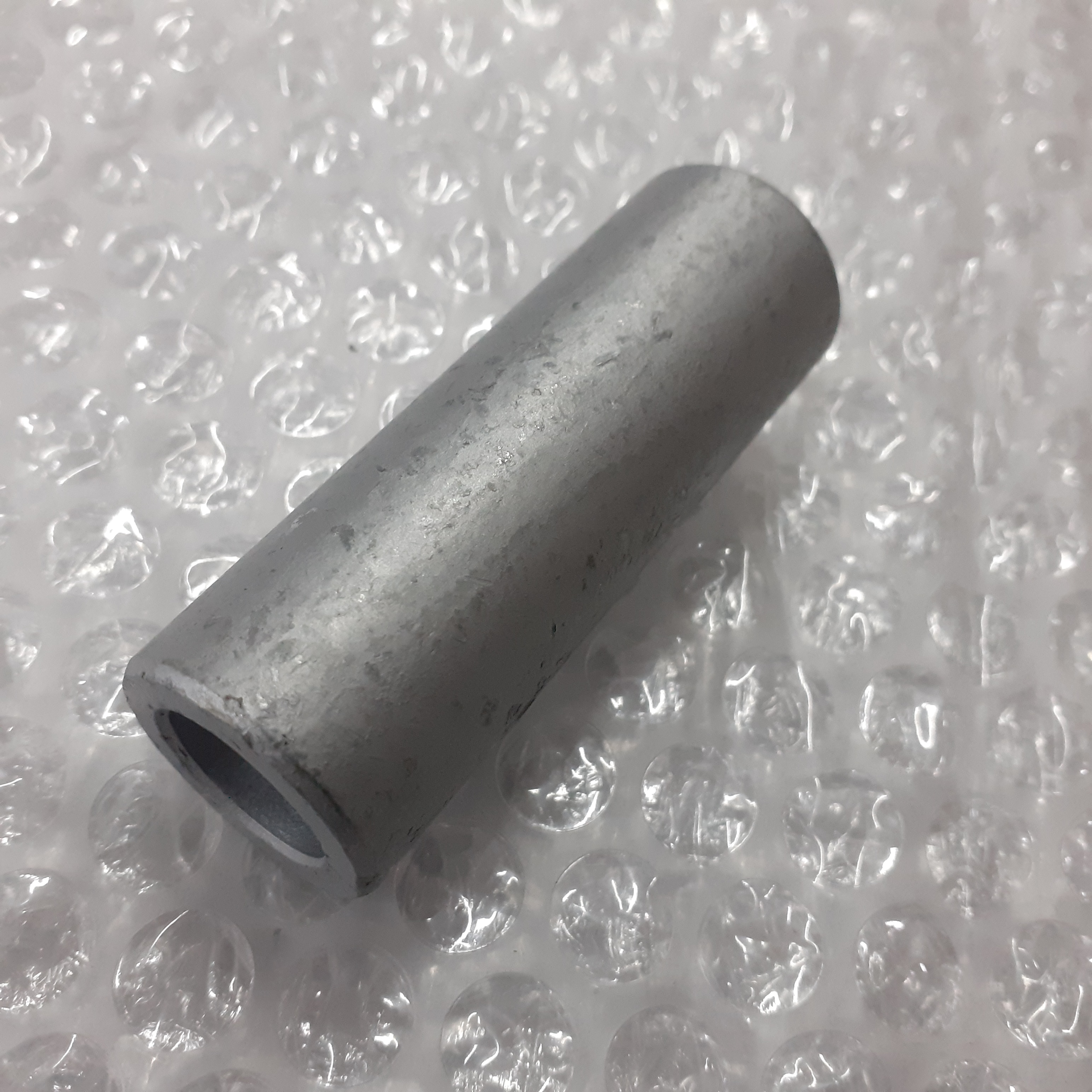 Cab Stabilizer Sleeve fits Iveco Eurotech Stralis Trakker 504071845 Genuine